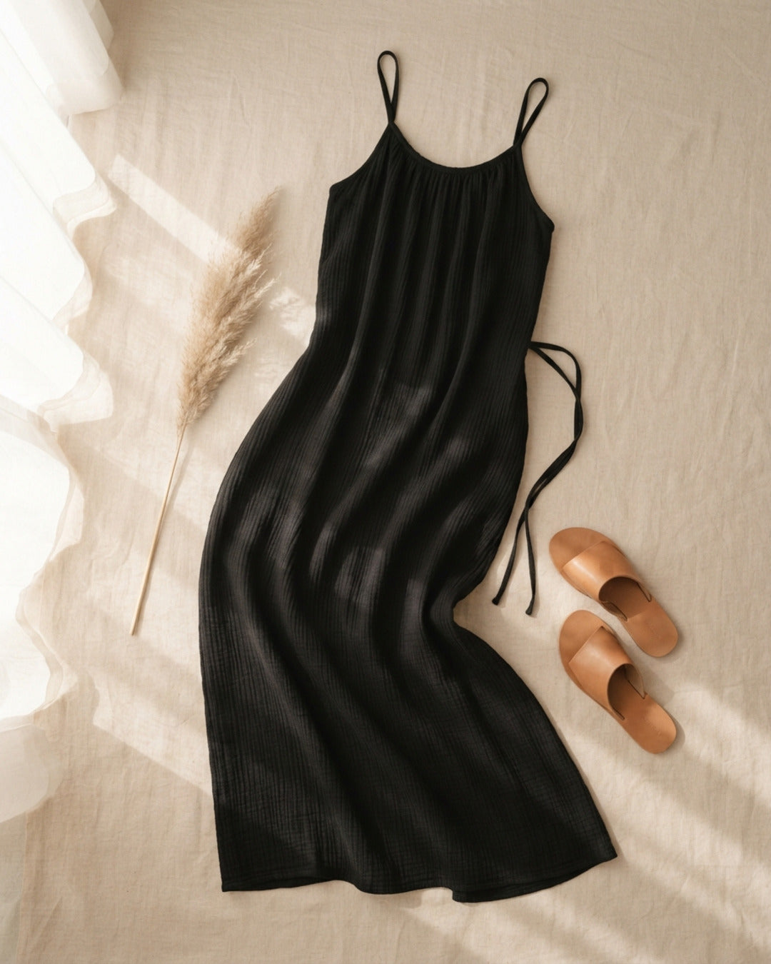 Vestido Driftline premium flat lay