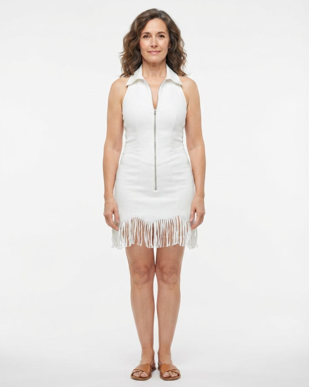 Vestido vaquero de flecos blanco de frente