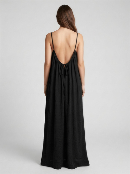 Vestido negro espalda