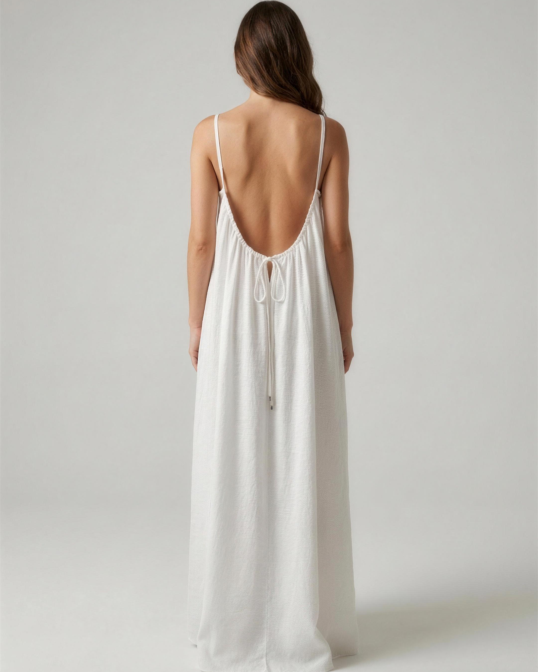 Vestido blanco de espalda