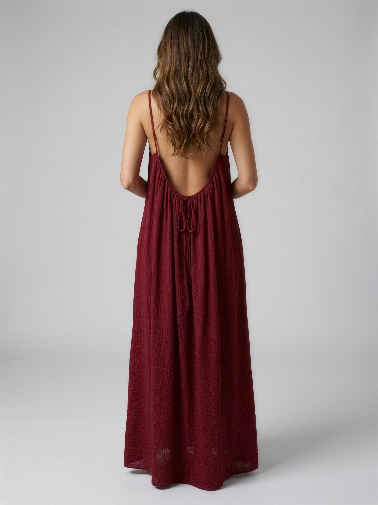 Vestido burdeos espalda