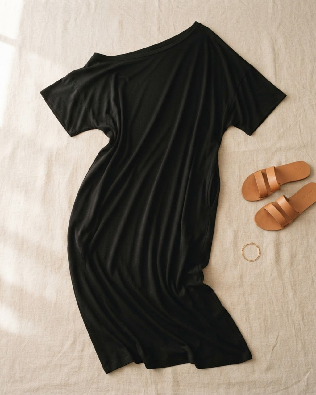 Vestido off-shoulder negro, producto solo