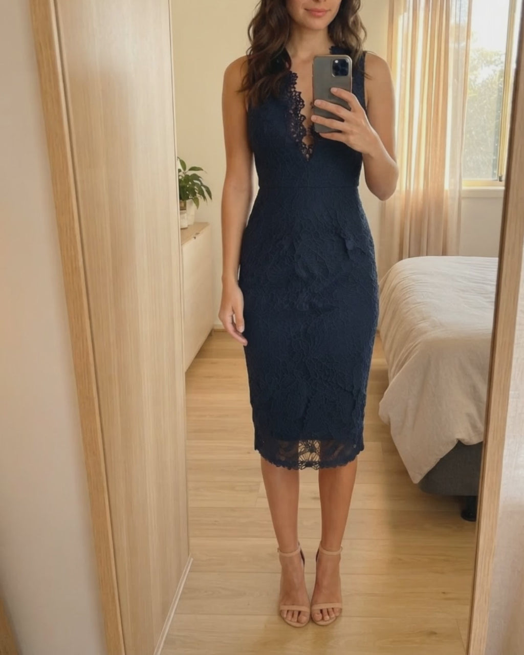 Vestido encaje azul video UGC
