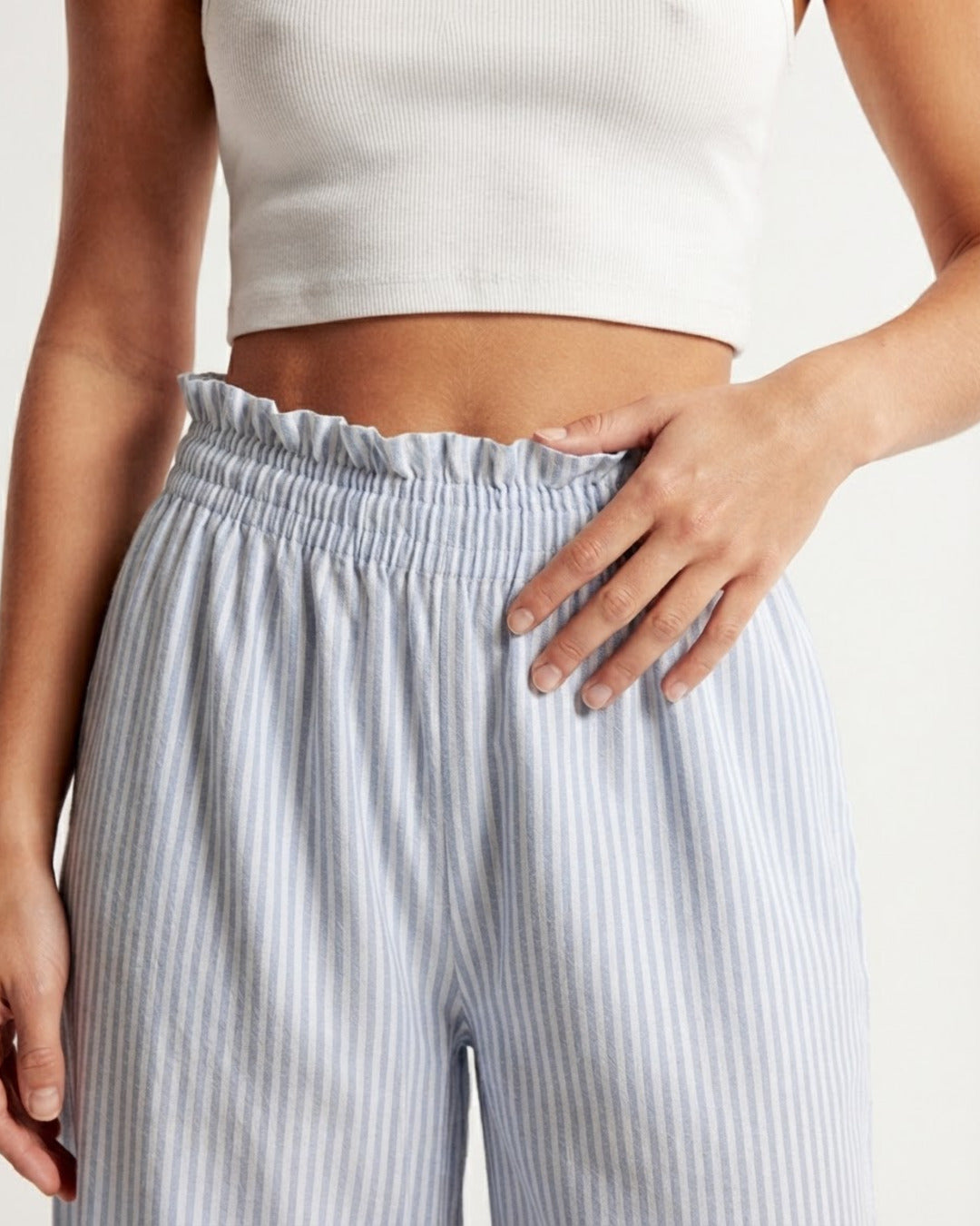 Conjunto rayas detalle de cerca